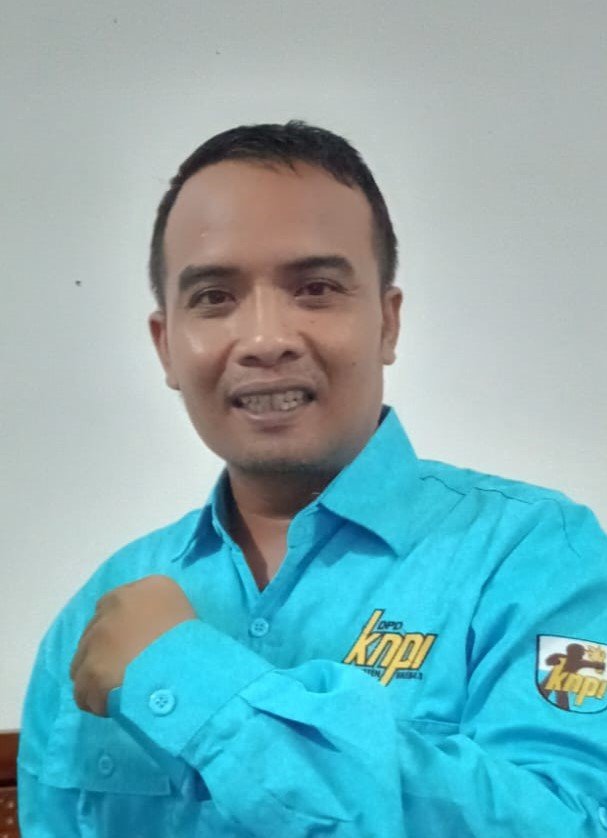 Analyst